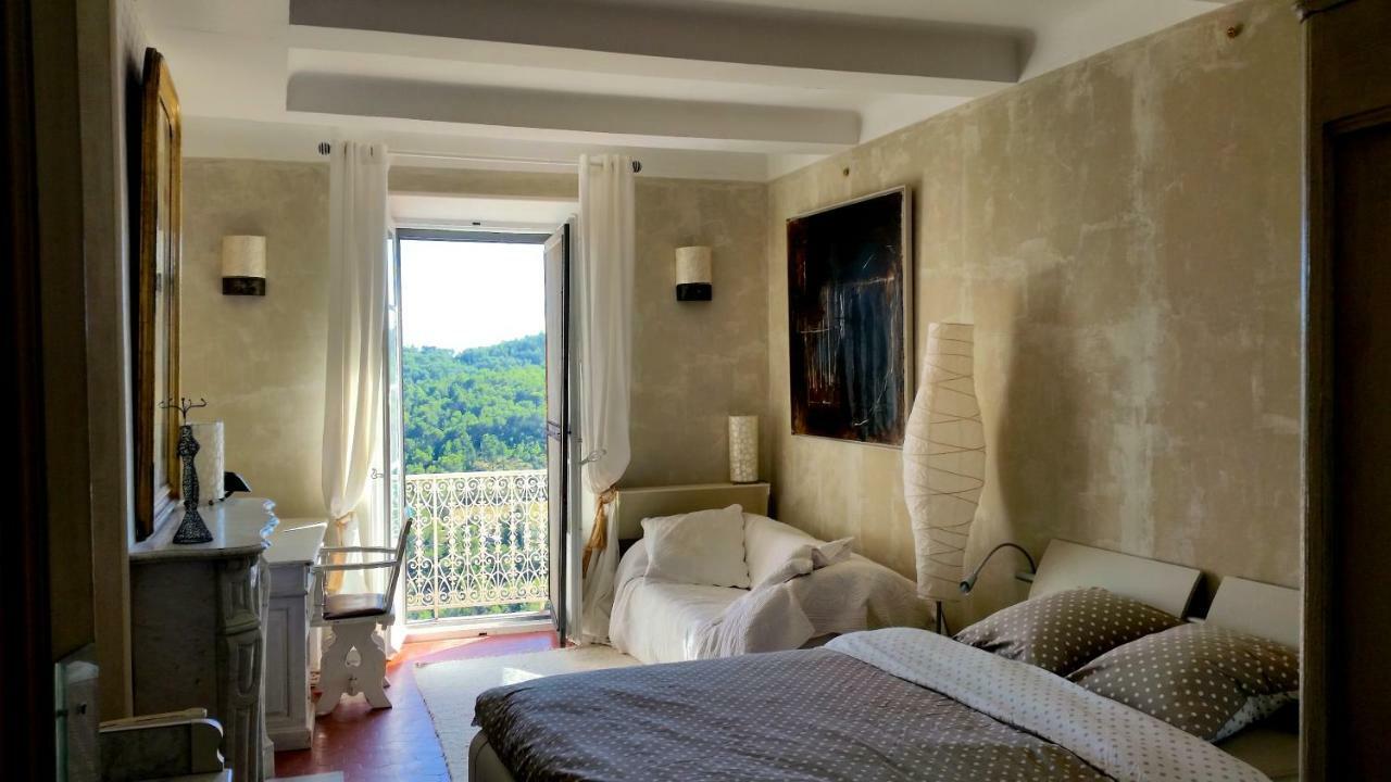 Les Chapeliers Bed & Breakfast Claviers Exterior photo